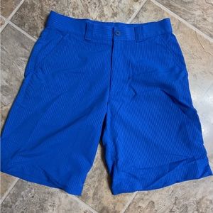 UA MENS 32 shorts